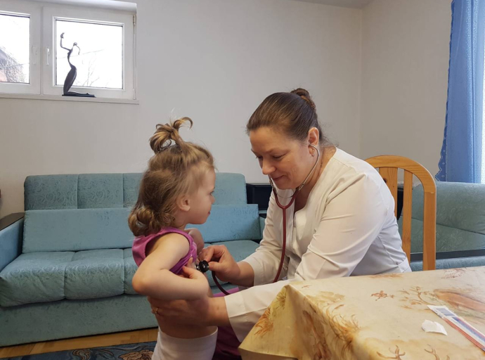 Диспансеризацию провели люберецкие врачи в деревне-SOS