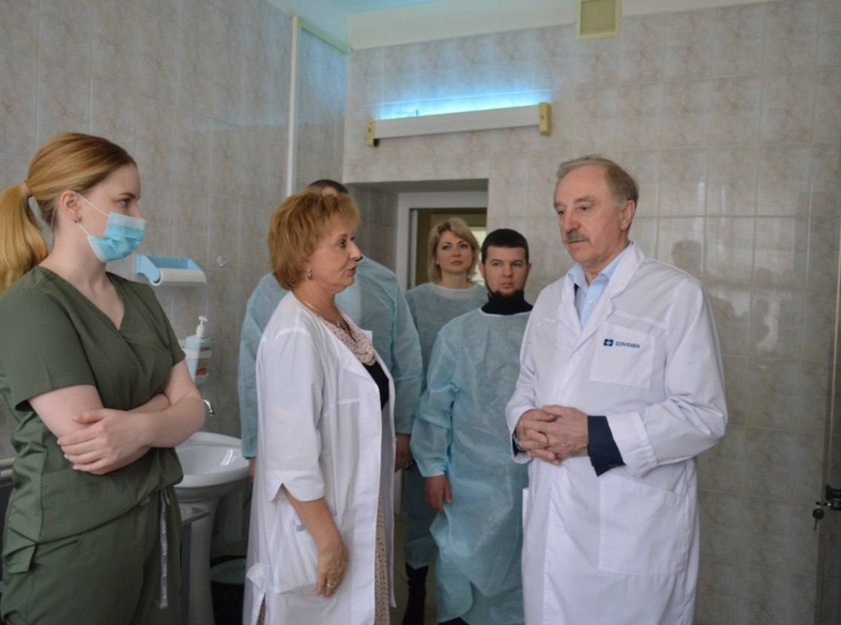Спикер Люберецкого Совета депутатов ознакомился с работой нового оборудования в ЛОБ