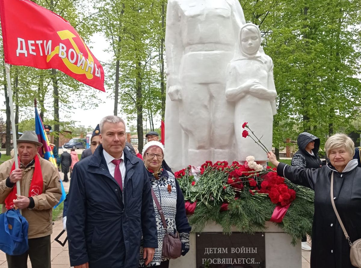 Скульптурную композицию "Детям войны посвящается..." открыли в Люберцах