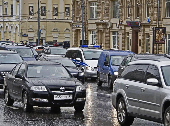 Продажи авто в России выросли в 2,5 раза