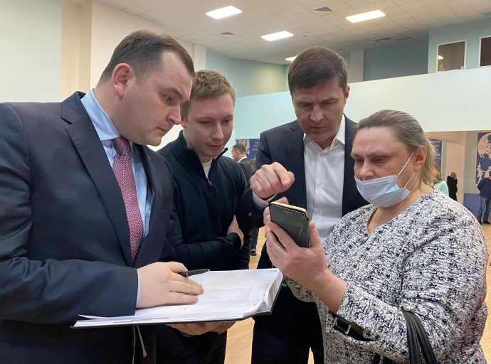 Владимир Волков провел встречу с жителями Люберец в формате выездной администрации