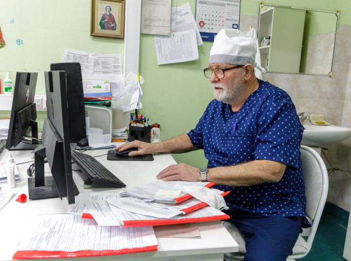 Люберецкому хирургу Виктору Веселкову исполнилось 70 лет и он продолжает работать