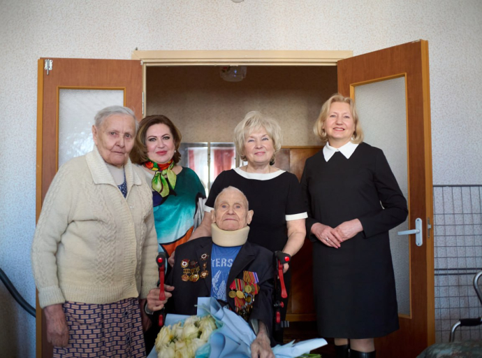 Ветерана Павла Петровичева поздравили с 95-летием в Люберцах