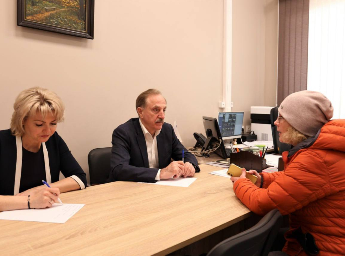 Председатель Совета депутатов Владимир Ружицкий провел личный прием жителей Люберец