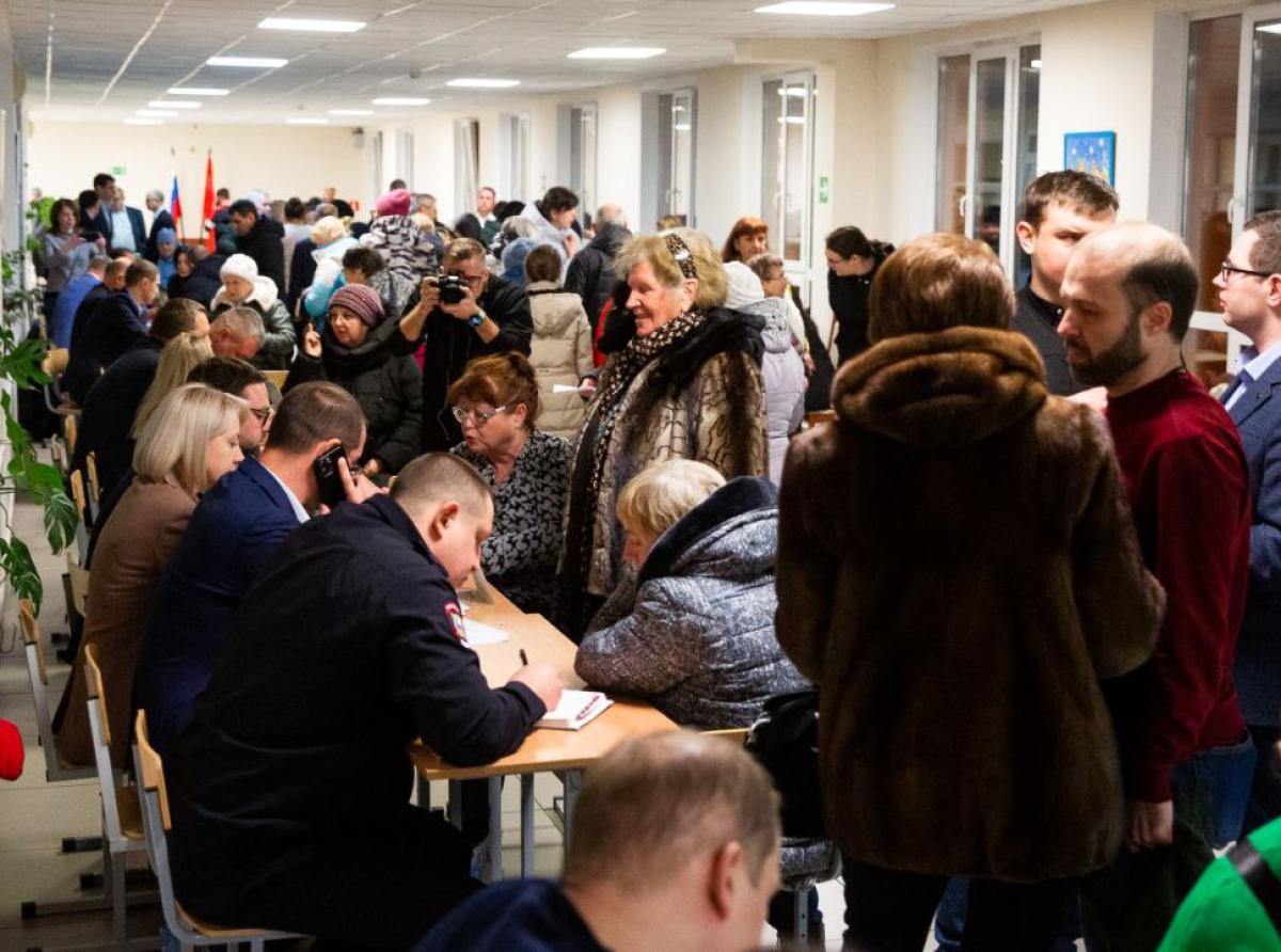 Первая встреча выездной администрации прошла в присоединенных к Люберецкому округу Островцах