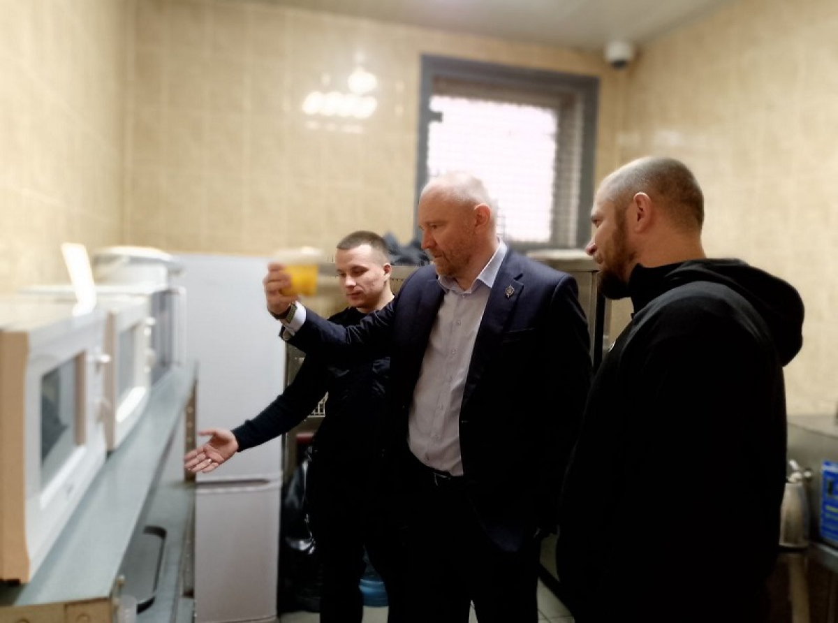 Представители Общественного совета при МУ МВД России «Люберецкое» посетили изолятор временного содержания