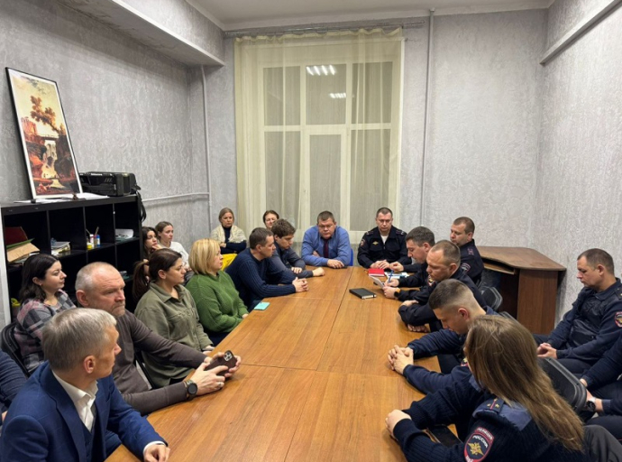 Участковые МУ МВД России «Люберецкое» провели отчеты перед населением