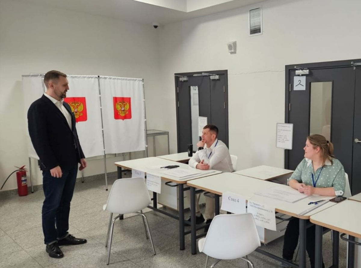 Член Штаба общественного наблюдения за выборами депутатов проверил ход голосования в Люберцах