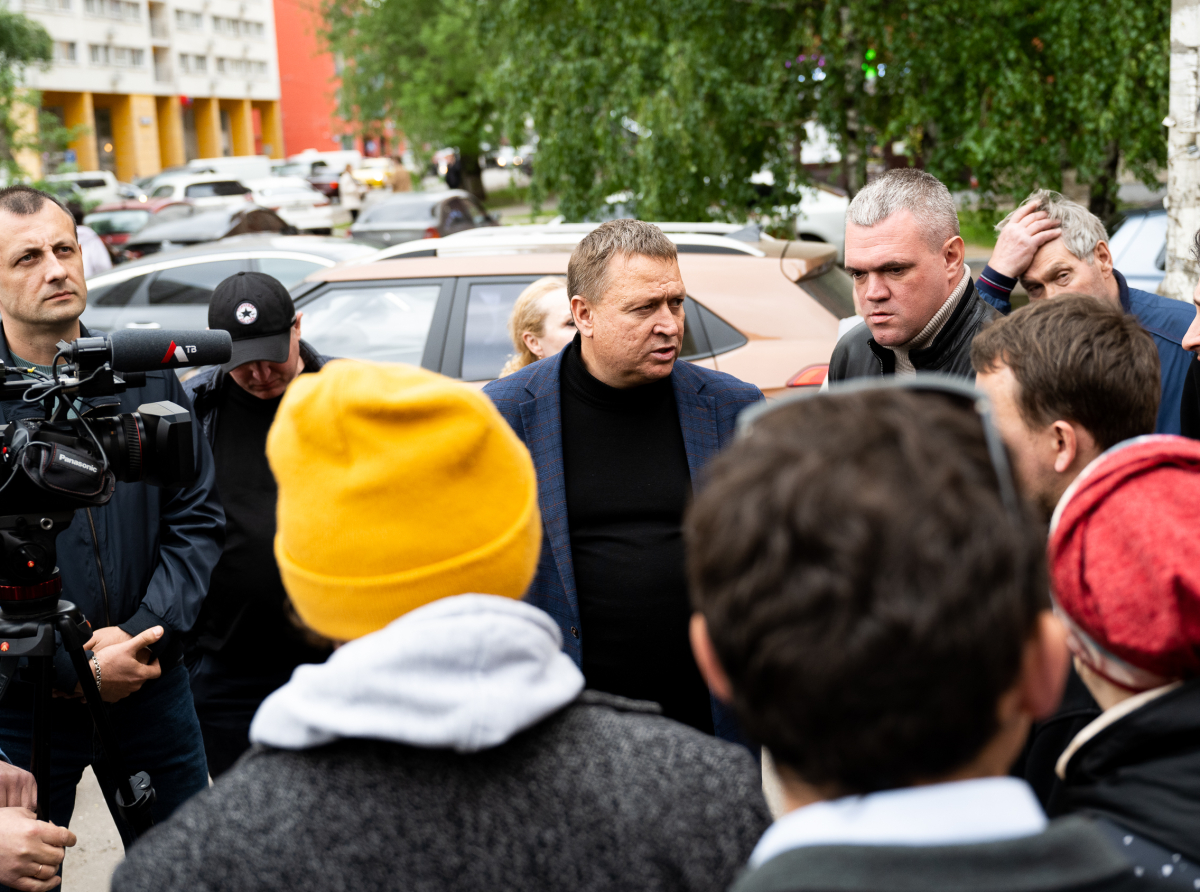 Жители выступили против платной парковки на улице Кирова в Люберцах