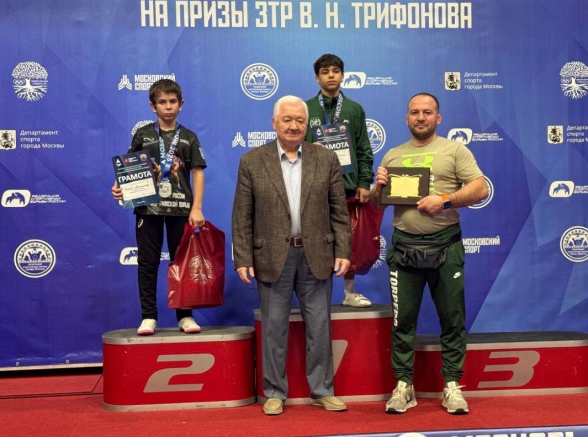 Арсен Мамхегов из Люберец завоевал золотую медаль на турнире по греко-римской борьбе