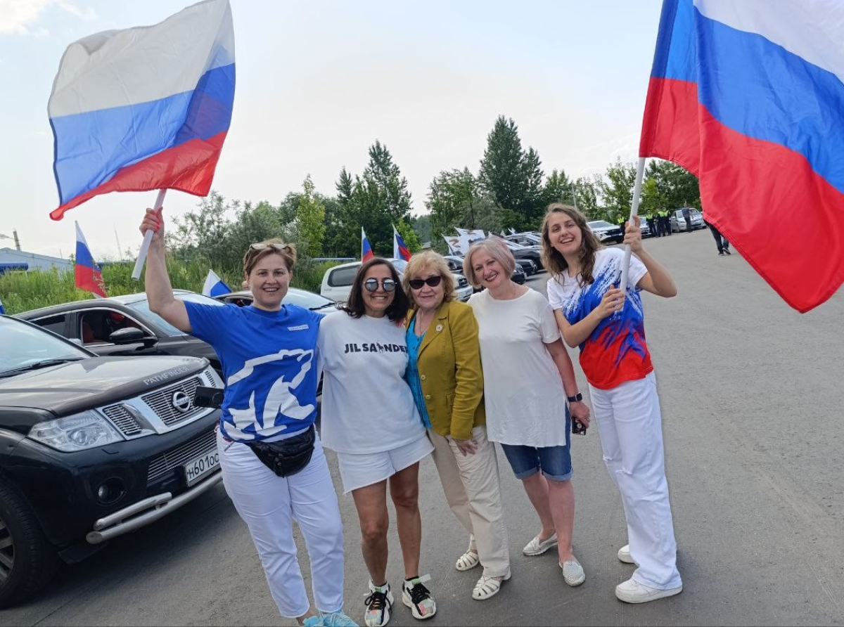 Автопробег в честь Дня России состоялся в Люберцах
