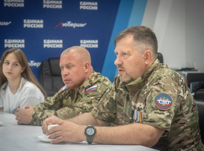 Ветераны СВО провели «Урок мужества» для волонтёров в Люберцах