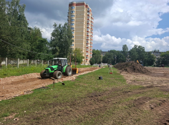 Ремонт на стадионе поселка в городском округе Люберцы завершат в сентябре