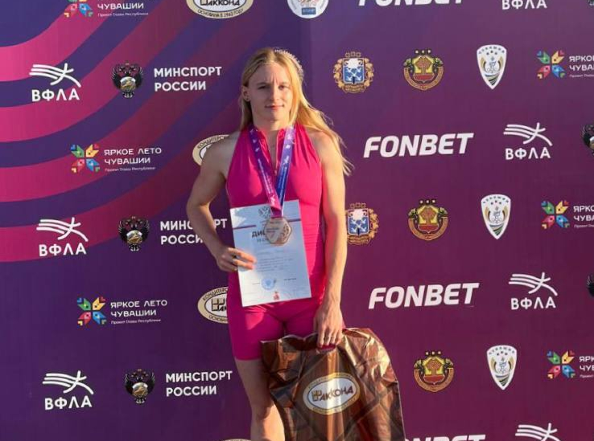 Полина Хомякова из Люберец заняла третье место на первенстве России по лёгкой атлетике