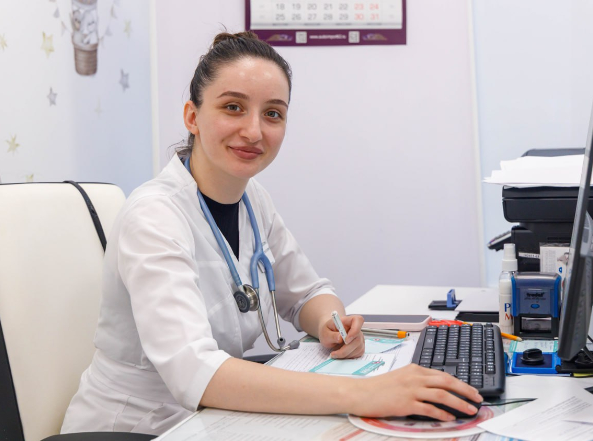 Врач-педиатр Сабина Багаева приступила к работе в поликлинике на улице Лётчика Ларюшина в Люберцах