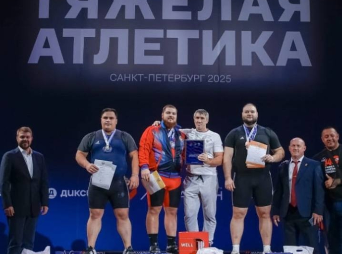 Даниил Вагайцев из Люберец стал чемпионом России и установил национальный рекорд по тяжелой атлетике