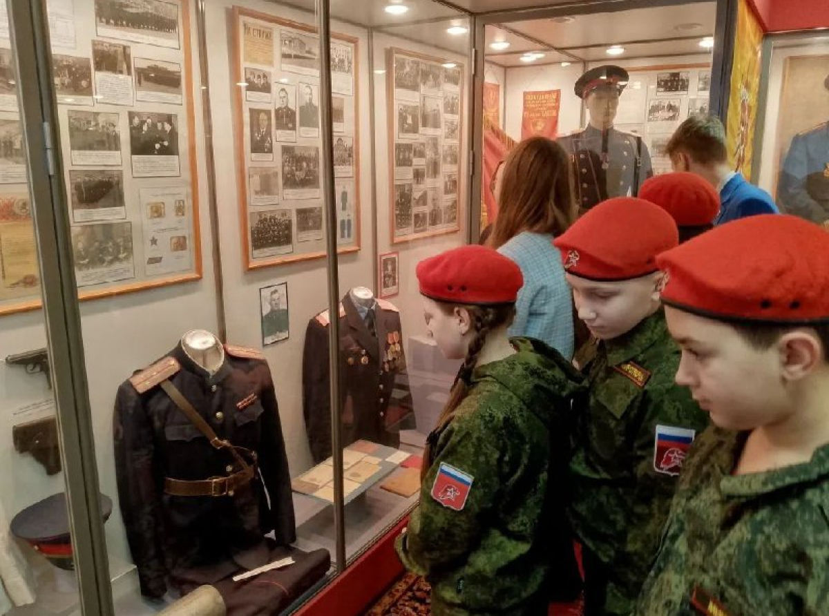День открытых дверей провели для школьников в люберецкой полиции