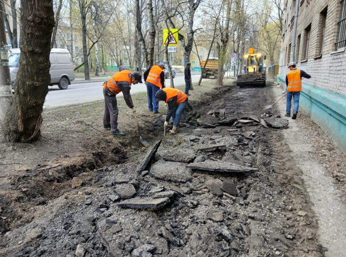Приступили к ремонту на улице Мира в Люберцах