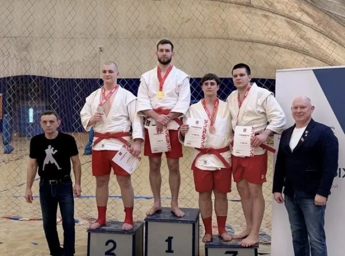 Алексей Курначенков выиграл Чемпионат Московской области по пляжному самбо