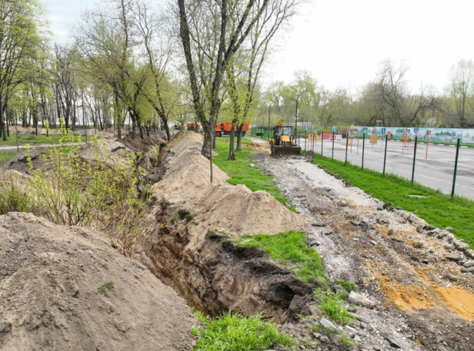 Реконструкция и благоустройство продолжаются в Центральном парке Люберец