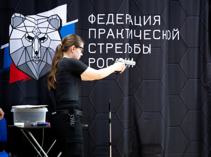 Более 500 спортсменов соревнуются на Первенстве России по практической стрельбе в Люберцах