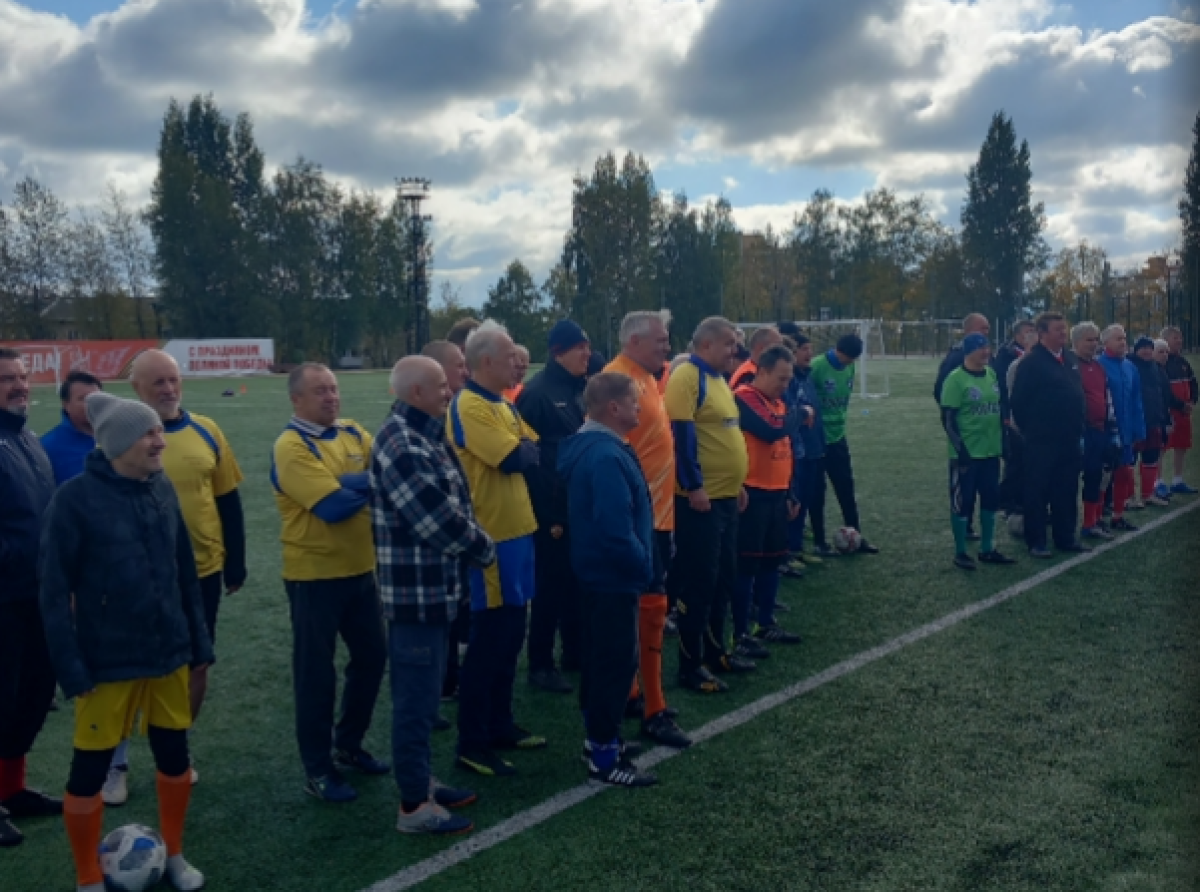 Турнир ветеранов 60+ по футболу прошел в Дзержинском