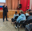 Полицейские и общественники провели беседу с подростками в Люберцах